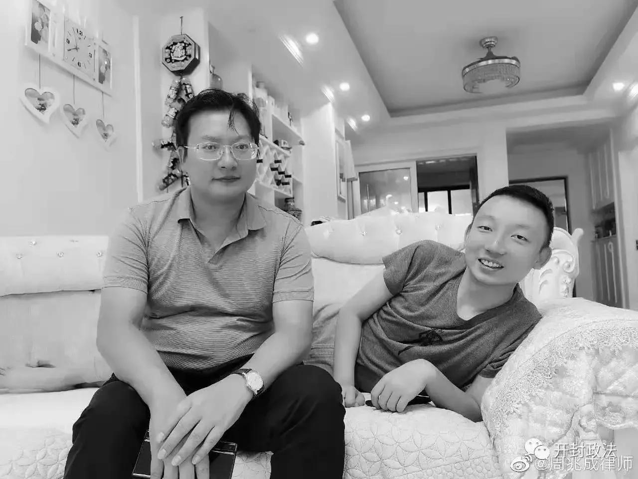 熊磊连发文解释许敏哥哥的录音，还牵连周律师，网友：熊磊快还钱