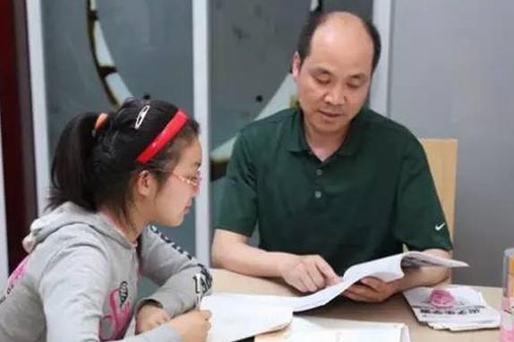 双减政策下，一对一家教将死灰复燃？教育部的通知让家长不再发愁