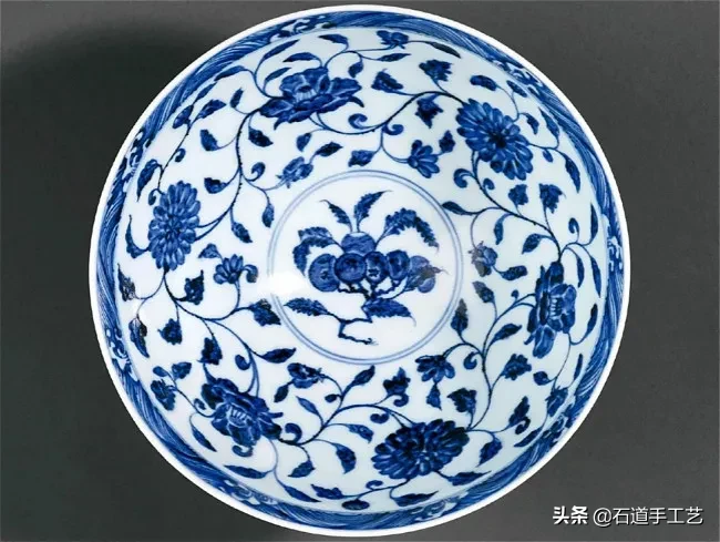 北京诚轩春拍:一波精品明清瓷器成交价来了