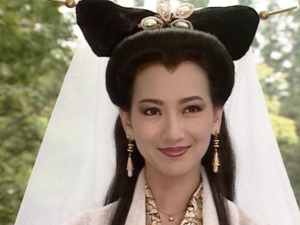泡酒20年毒蛇竟复活咬人，真相令人震惊