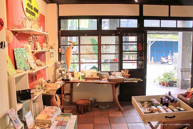 地方特色礼品店如何走出传统“土味”，变身网红打卡店