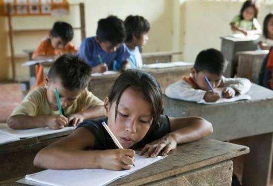 云南一地实行15年免费教育，家长称赞，网友：建议全国推广