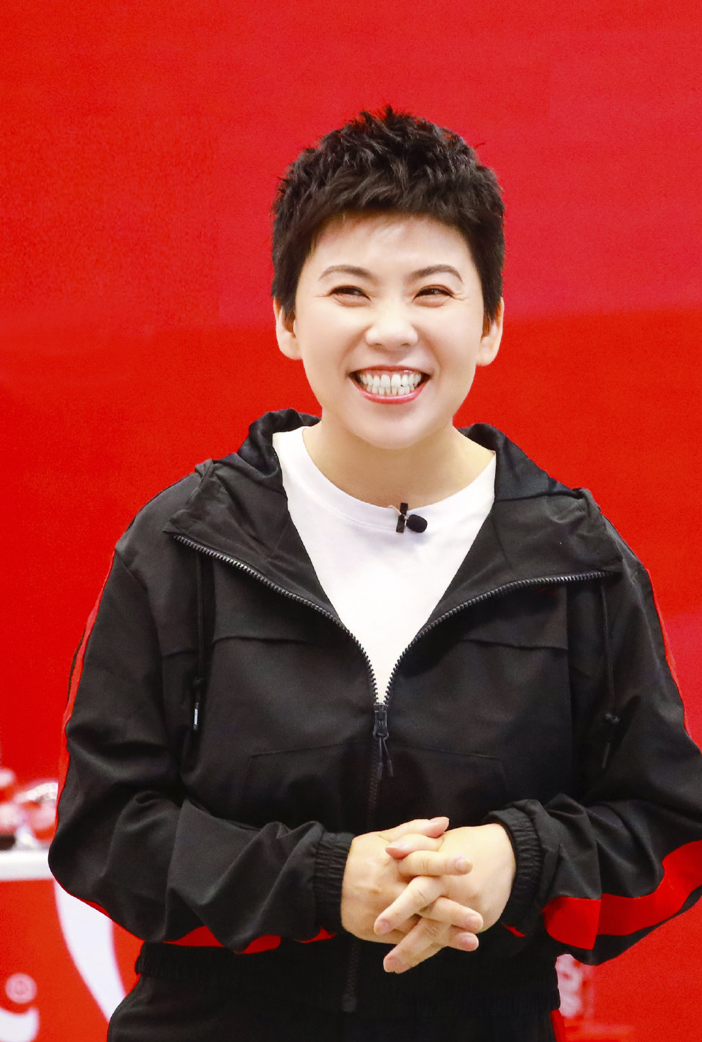 乒乓球冠军邓亚萍简历(从"乒坛女皇"到打工士,邓亚萍到底经历了什么?