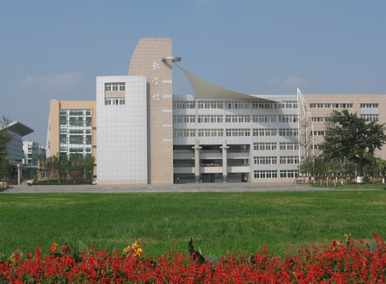 安徽文科生“哭晕”，518分只能上大专，省教育招生院回应了