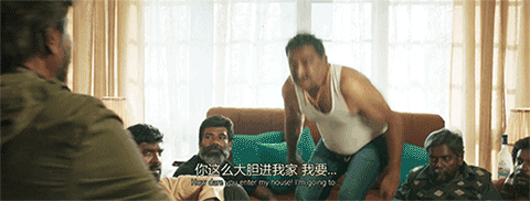 印度动作大片《神勇佩塔》：男主角70岁了还在玩双截棍