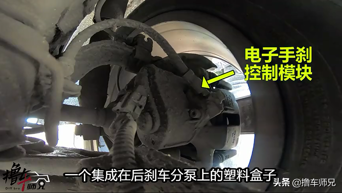 电子手刹比机械手刹好？这可不一定，看完这3个对比你就知道了