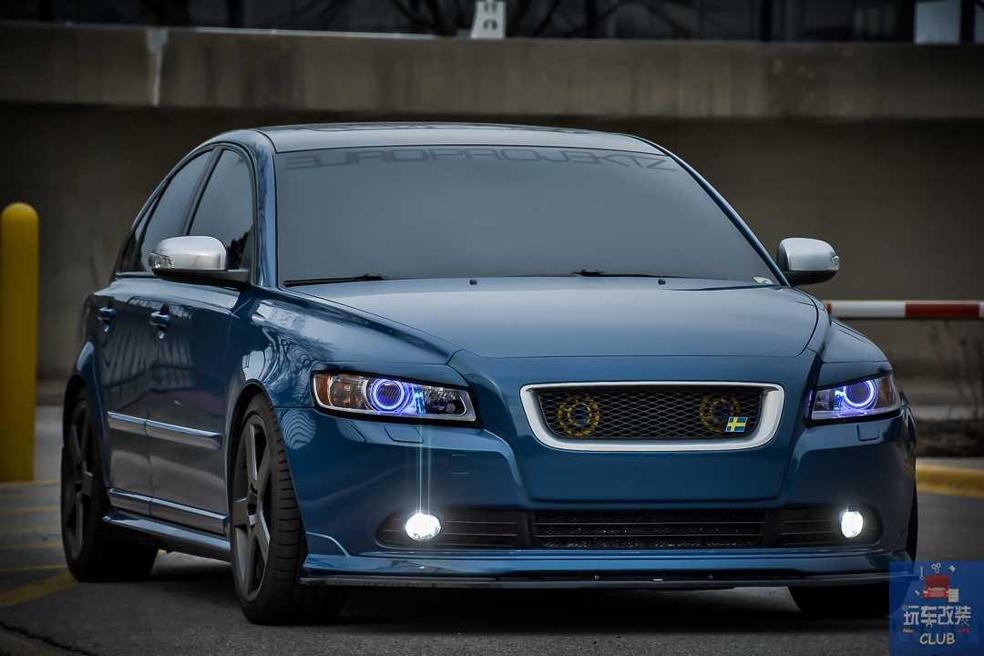 一辆“彻头彻尾”改装的沃尔沃VOLVO S40