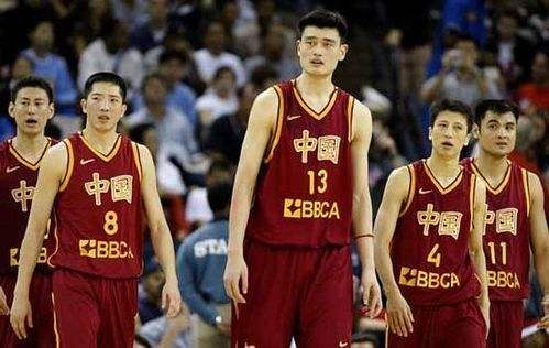 为什么姚明能够进入nba(02年姚明为何能成NBA状元，只因为中国市场吗？答案真不是如此)