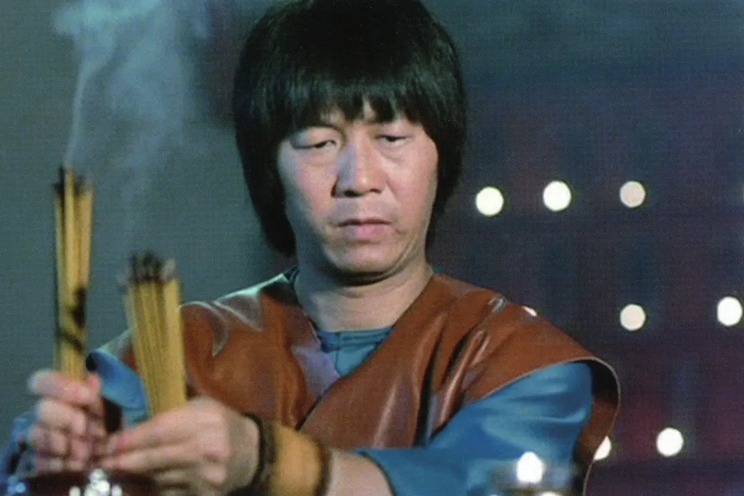 林正英10大僵尸片,两部"冷门"上榜,它却陪伴我们36年