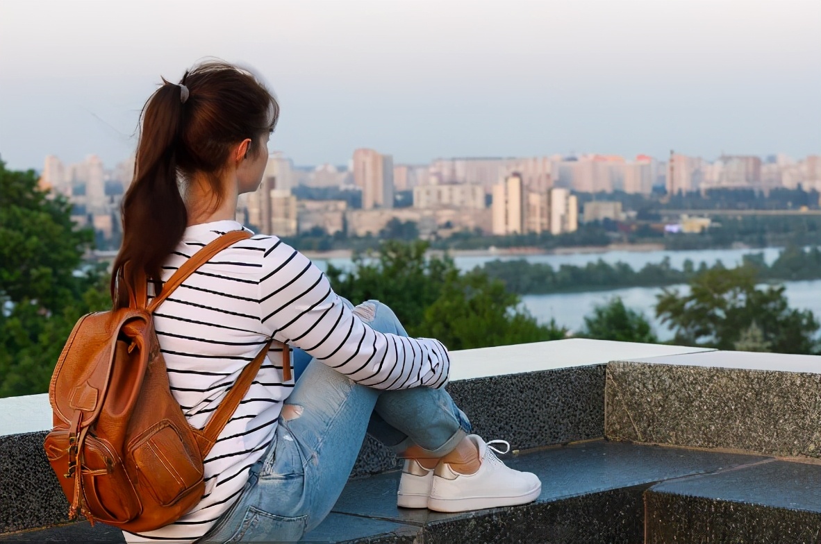 大学期间值得考的证书，比英语四、六级还重要，学生早考早受益