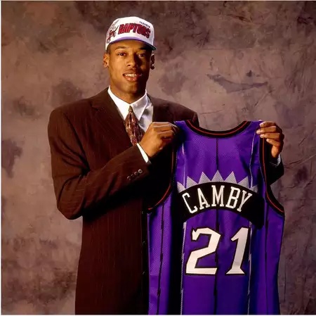 nba華萊士為什么會落選（華萊士那么猛，為何會成落選秀？跟他同屆的前三順位，表現如何）
