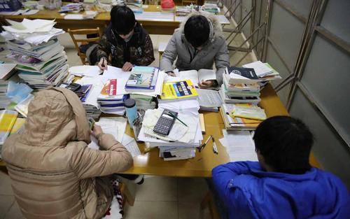 同济大学发布重磅通知，2批研究生被拟退学，只因超最长学习年限