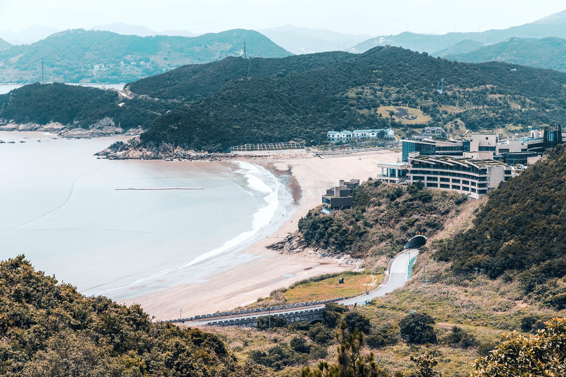 浙江海鲜哪里好吃(比三亚舒服，比青岛悠闲，中国海鲜之都在浙江，适合度假和养老)