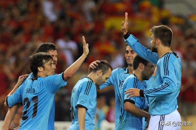 国足队史今天：2012年0比1西班牙，郑智等PK世界杯欧洲杯双料冠军