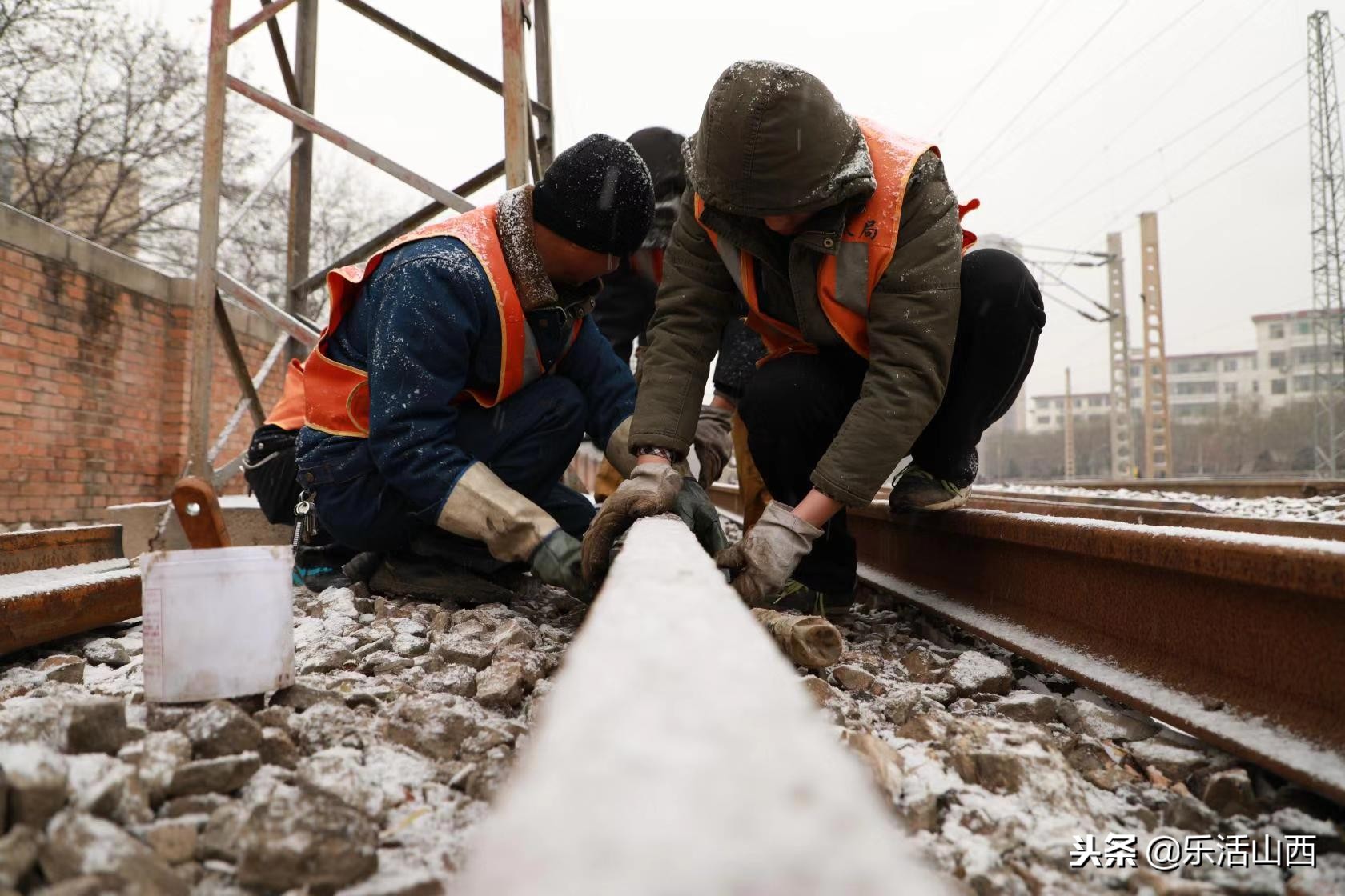 你的安全出行，离不开这些铁路上的风雪逆袭者~