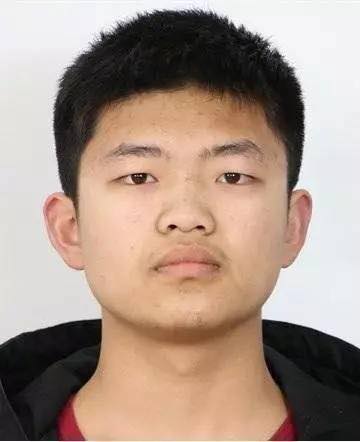 三年前河南理科状元陈文龙:不靠拼爹靠自己,生子当如孙仲谋?