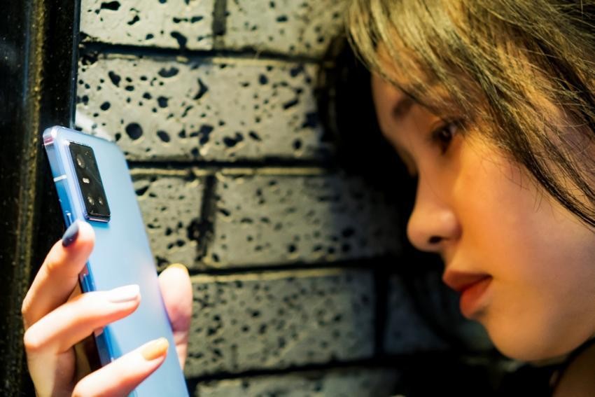 究竟什么才是年轻人想要的自拍？vivo S10 Pro深度评测