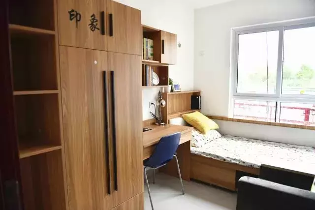 暨南大学研究生宿舍（最）