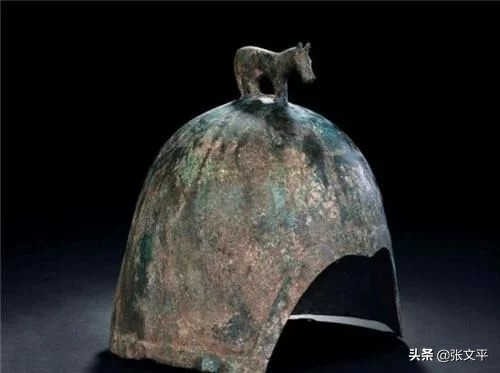 眵，古代汉语意为眼屎，今称眵目糊，小学作文中我写成