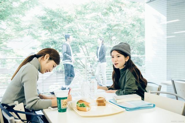 准大学生入学后，应尽快找到自己的方向和目标