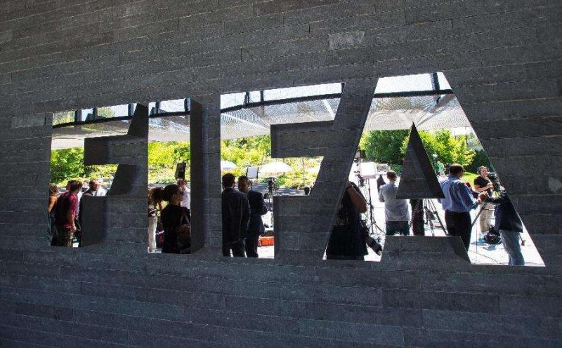 欧足联修改相关规定(FIFA最新球员变更会籍规则出台，特谢拉、伊沃等人均符合条件)