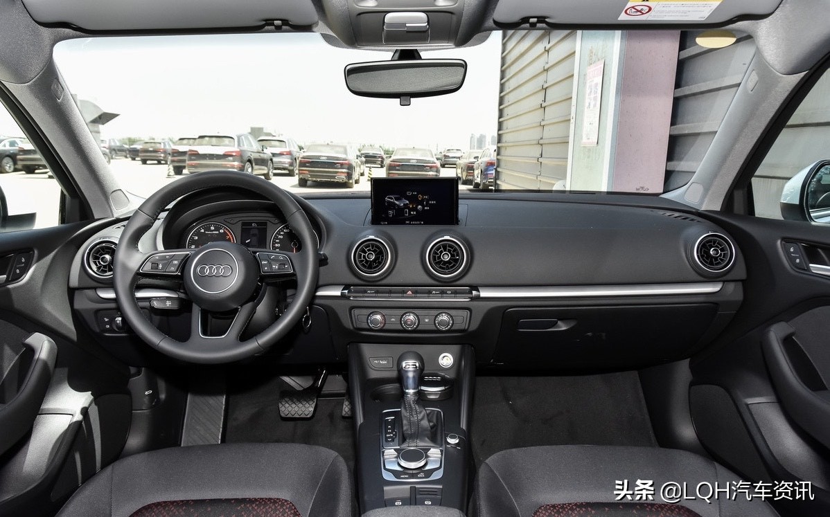 预算18万多，高尔夫 R-Line、奥迪A3，你会怎么选？