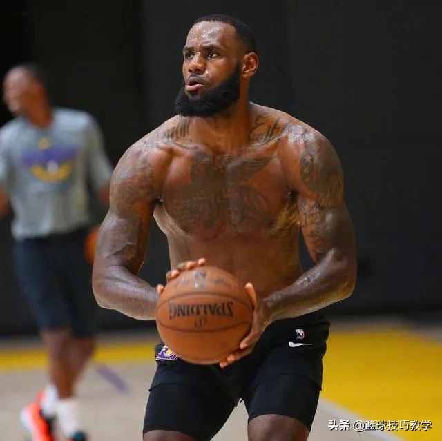 nba为什么没有新冠(NBA首例新冠治愈者出现了！而戈贝尔病情目前还没有好转的消息)