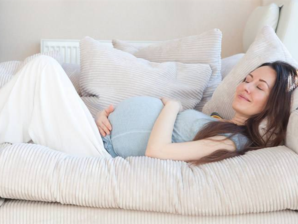 孕晚期"破水"如何判断真假?学会这3招,才不至于"帮倒忙"