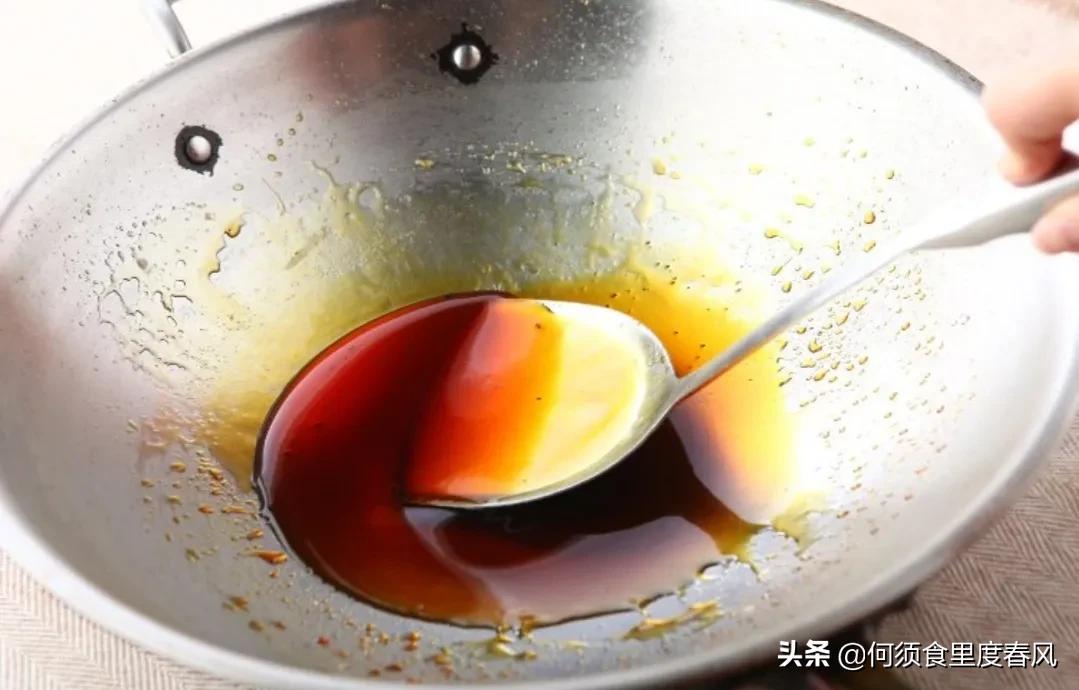 二十年厨师，炒糖色都不一定甜苦兼并，这个方子红亮不发苦