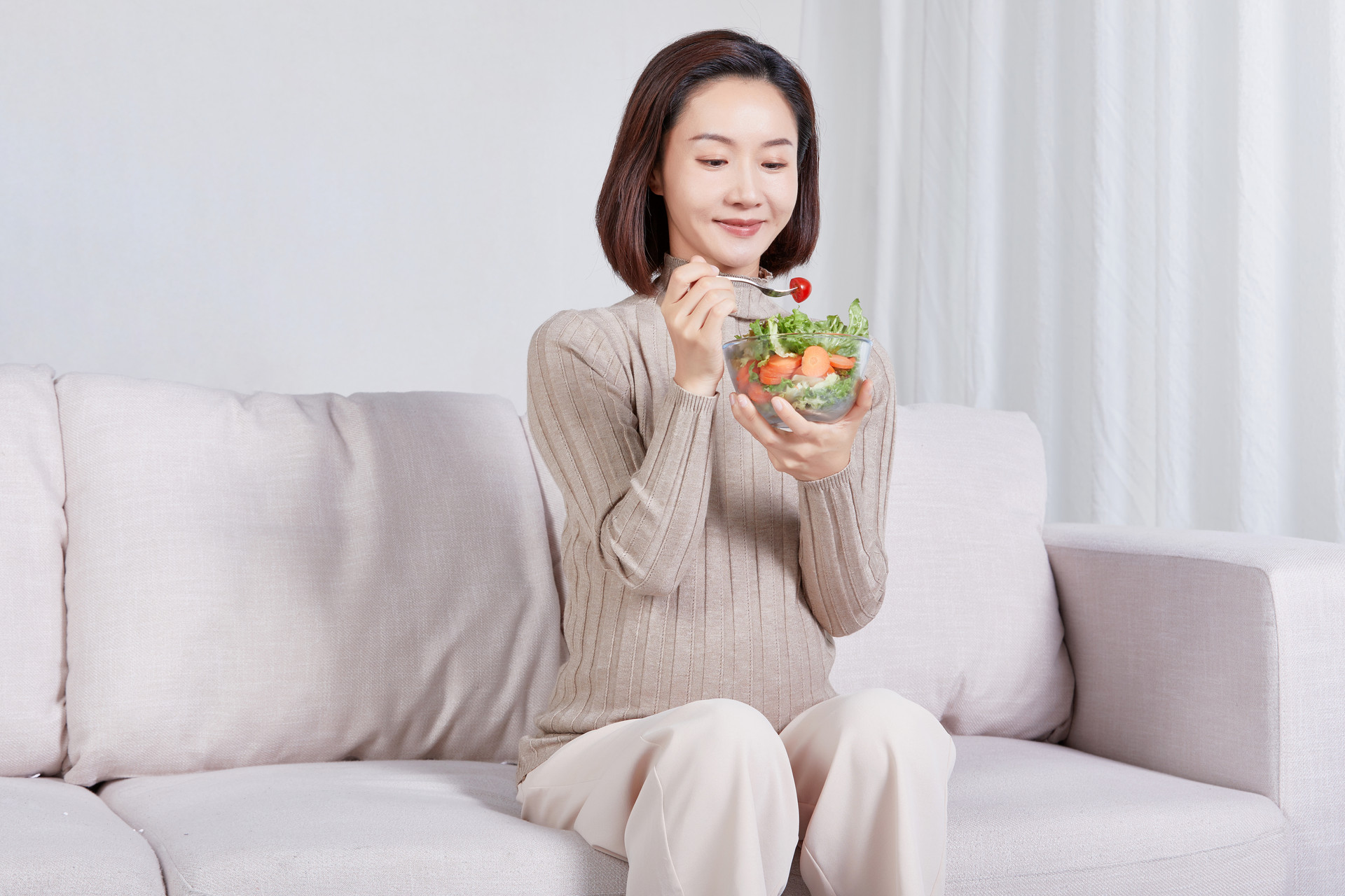孕早期胎宝不稳定，孕妈要避开十个禁忌，平安健康进入孕中期