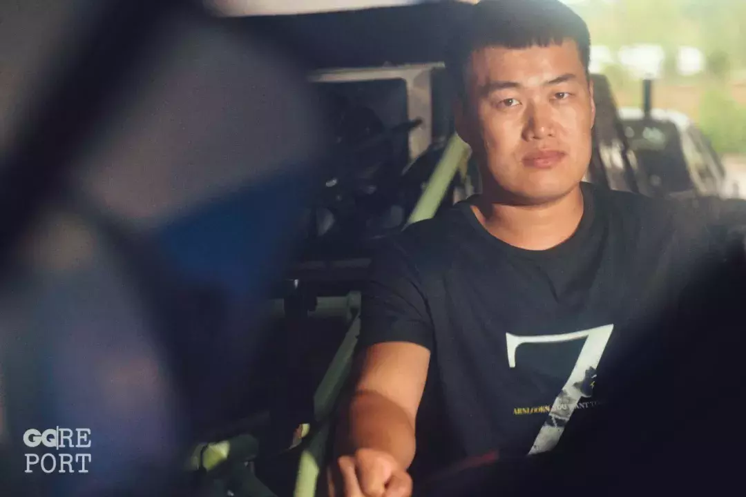 GQ报道 | 在鄂尔多斯当赛车手:车场10亿,车手10人