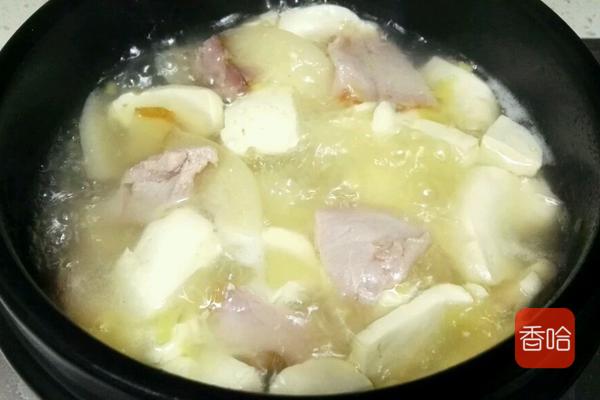 河蚌最好吃的做法，炖之前多做这一步，肉不老也不腥，非常下饭