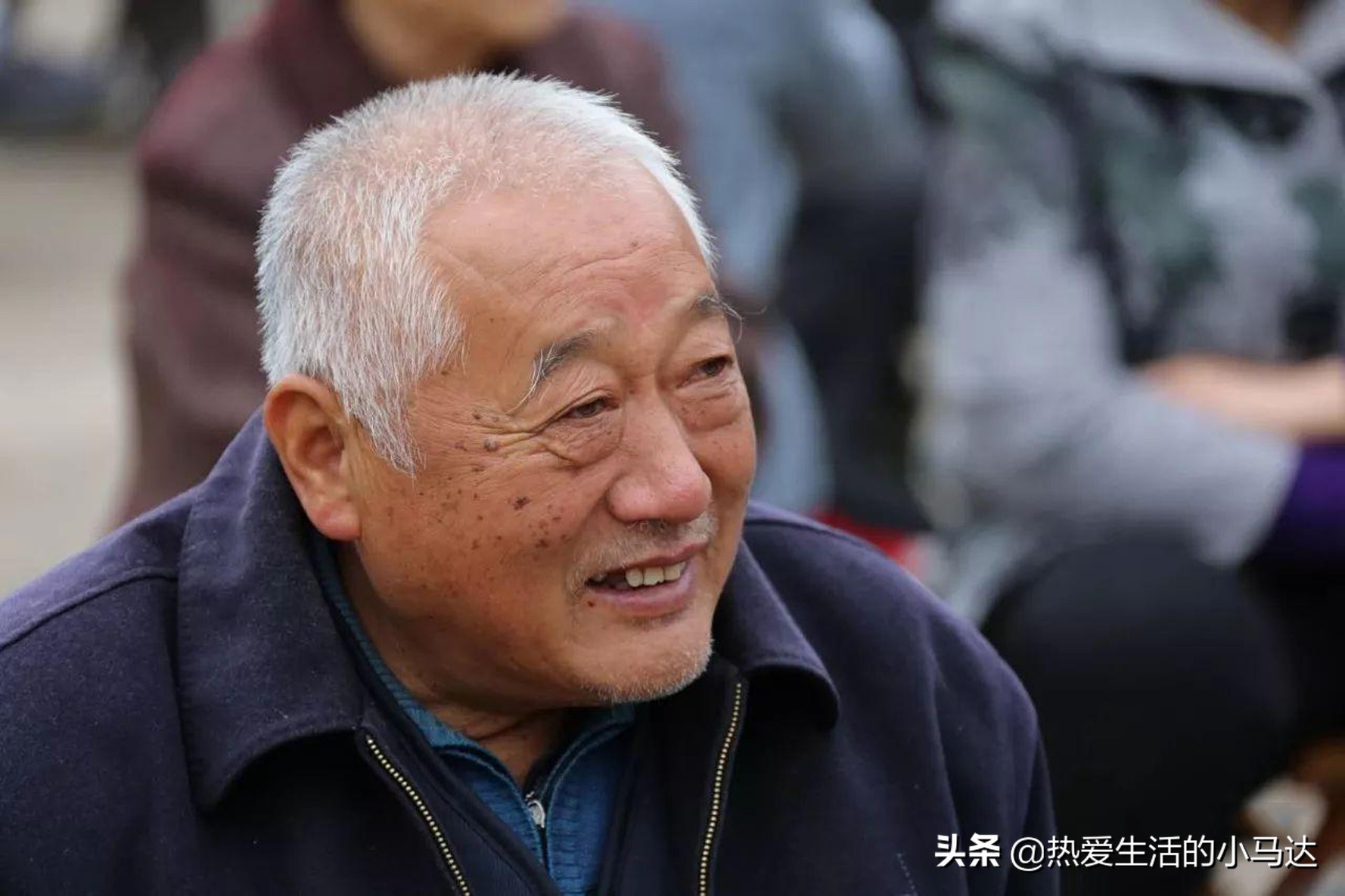 骨痛貼膏藥多少錢一盒75歲老人自訴