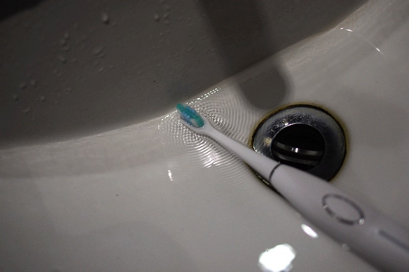 12档无极变速 不伤牙黑科技 扉乐FiliX TIE旗舰级声波电动牙刷