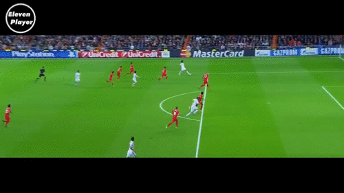 新手踢足球踢哪个位置不怎么会踢（足球位置：踢好边后卫，这是最基础的去理解实战足球的位置）