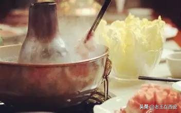 【话山说】安庭(竹生路店)：传统铜锅，肉片薄如蝉翼，蘸料绝配，地道老北京味道。地址：竹生路269号。