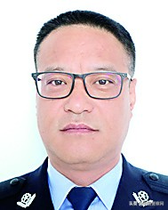 【全国公安机关成绩突出个人先进事迹选登】平安路上，奏响奋斗者之歌