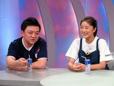 董路老婆董路现任妻子照片