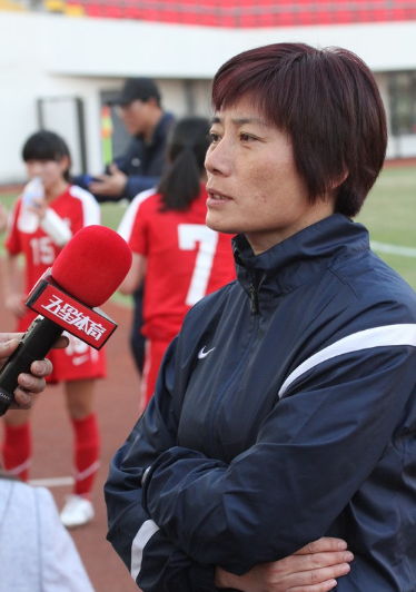 水庆霞担任中国女足主教练（足协也将自己给耍懵圈了）