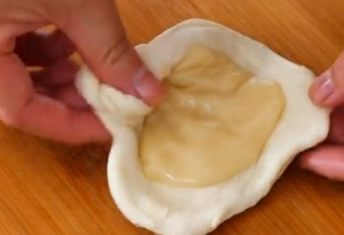 酥皮馅饼的做法（教你简单开酥方法千层酥脆）