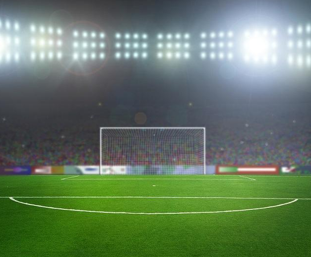 足球场上圆和半圆是什么区域（足球赛场的大小禁区，为什么不设置成两个半圆，而是矩形呢）