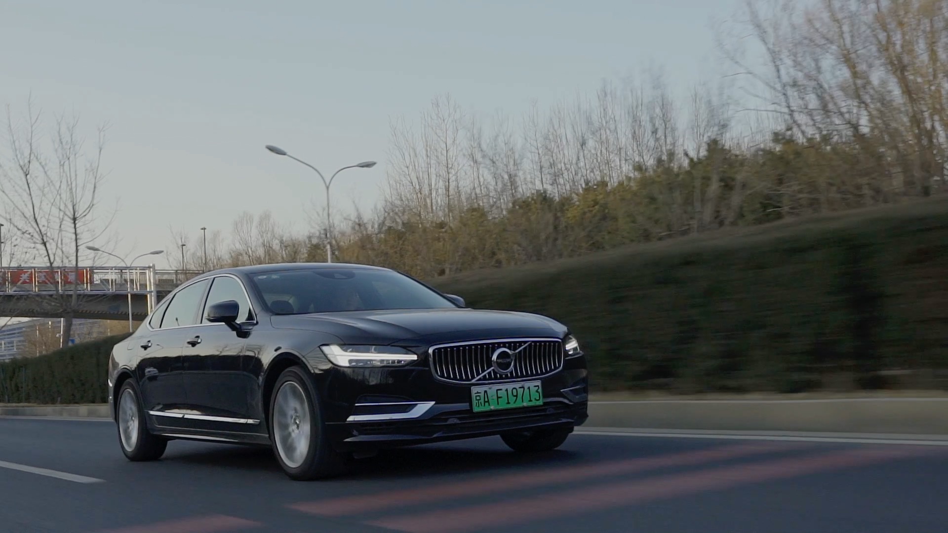 沃尔沃S90凭什么作为旗舰？四项全面测试告诉你答案