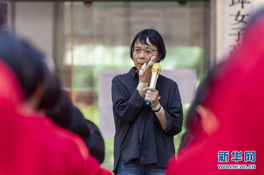 最后一课原型：一条破裤换来所学校，她让1800名女孩走出大山