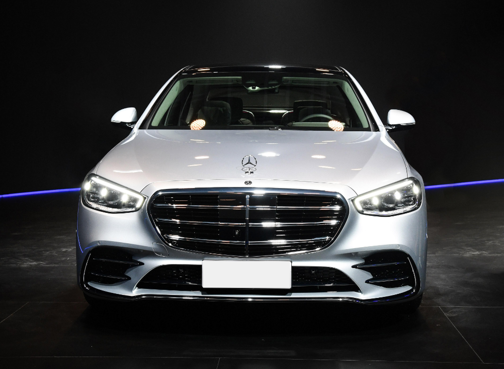 21款奔驰s级改四座,航空座椅兼顾科技与豪华质感