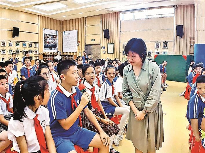 让艺术之光照亮科学之城 | 竞技场上展风采 培训班里长知识 光明人积极参加各类竞赛、培训提升文体技能