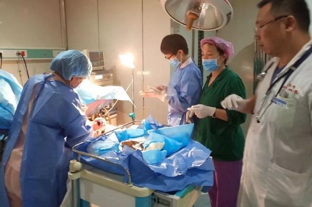 为什么医生有时会劝孕妈剖宫产？是为多赚钱吗？真实原因令人唏嘘