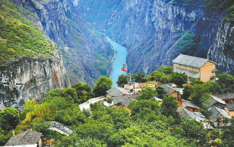 清明去哪儿？成都出发9条线路，踏青赏花逛古镇，采茶逗鹿看石刻