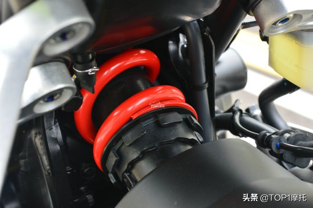 被价格掩盖了实力！本田CB300R骑行体验 完美的入门级街车