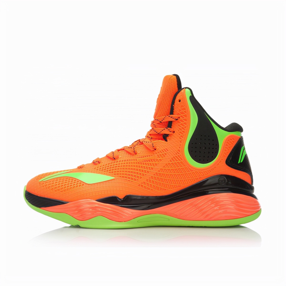 基础款篮球鞋方面，李宁安踏可以超越耐克阿迪了吧？