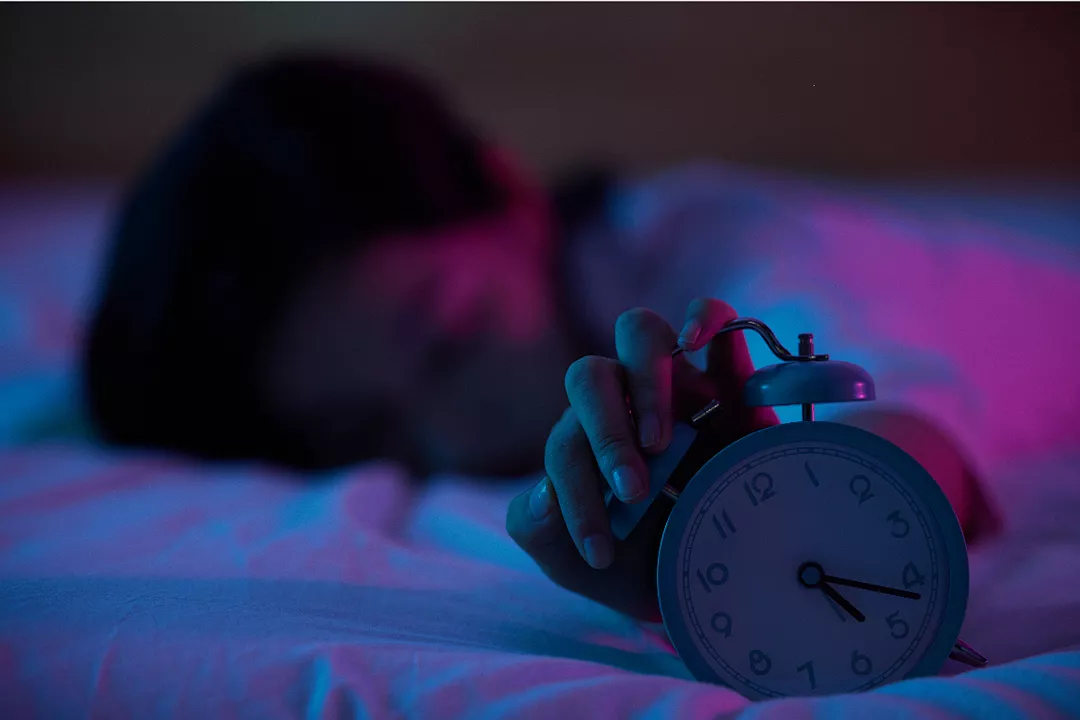 早起比熬夜更可怕?你知道吗,过早起床更易猝死……